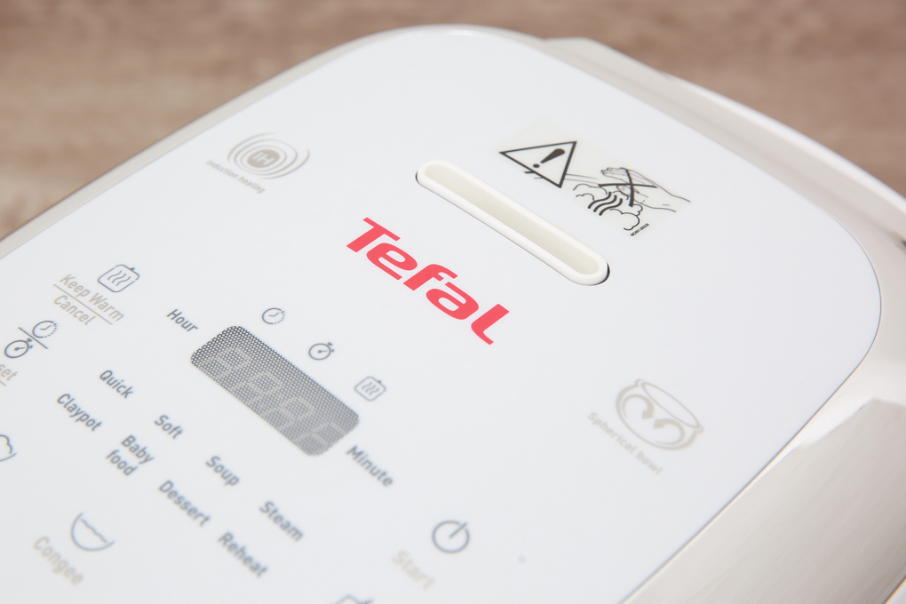 Nồi cơm điện cao tần Tefal 0.7 lít RK604165 Nồi cơm điện cao tần Tefal 0.7 lít RK604165