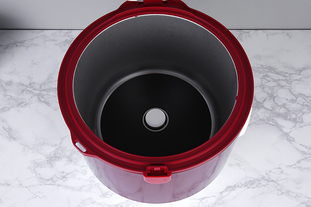 Nồi cơm nắp gài Cuckoo 3 lít CR-1713 Nồi cơm nắp gài Cuckoo 3 lít CR-1713