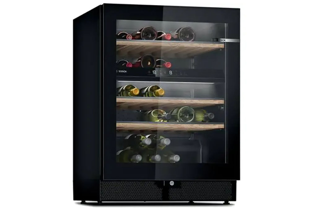 Tủ rượu âm tủ cửa kính Bosch 44 chai KUW21AHG0 Serie 6 Tủ rượu âm tủ cửa kính Bosch 44 chai KUW21AHG0 Serie 6