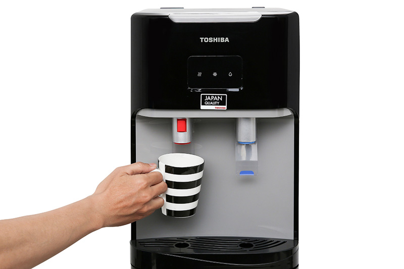 Cây nước nóng lạnh Toshiba RWF-W1669BV(K1) 650WCây nước nóng lạnh Toshiba RWF-W1669BV(K1) 650W