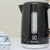 Ấm đun siêu tốc Electrolux 1.7 lít EEK3505