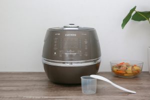 Nồi cơm điện cao tần Cuckoo 1.8 lít CRP-CHSS1009FN