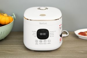 Nồi cơm điện tử Tefal 0.7 lít RK515168
